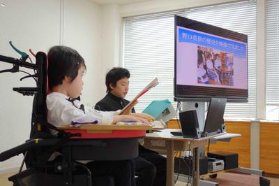 中２「野口英世ってこんな人」・・・野口英世について、調べたことを発表しました。